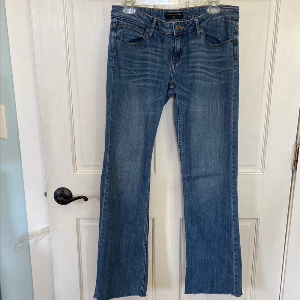 Banana Republic Blue Boot Cut Jeans with Medium Wash and Classic Denim Style